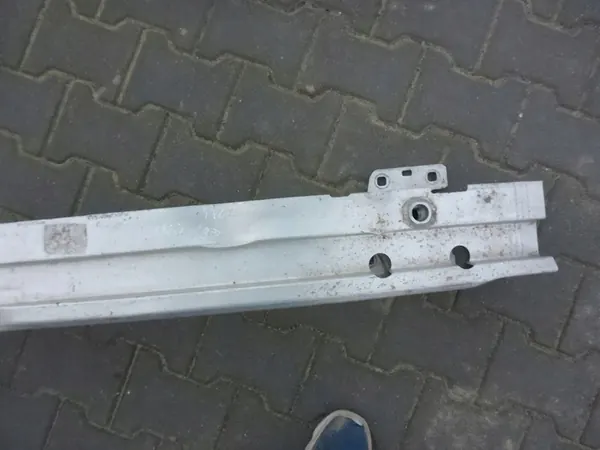 Takapuskuri vahvistus VW Touareg III 760 image 4