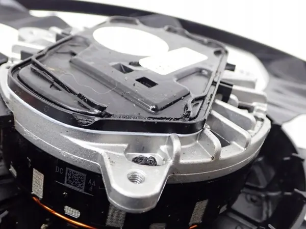 Moteur de ventilateur OEM 2Q0121203N pour VW T-Cross 24R image 4