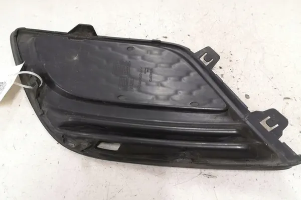 Griglia centrale paraurti VOLVO XC60 2011 image 2