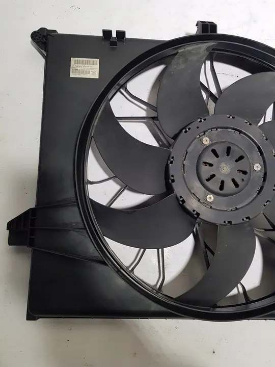 Kylarrubrik Mercedes ML W164 GL X164 W251 600W image 2