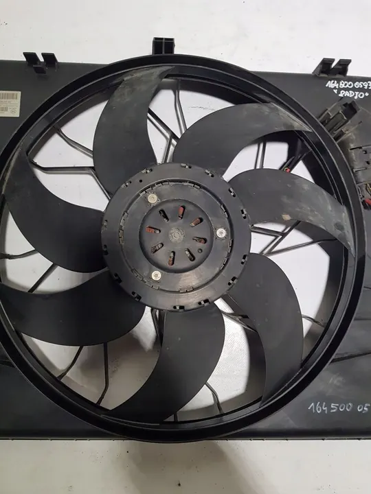 Kylarrubrik Mercedes ML W164 GL X164 W251 600W image 3