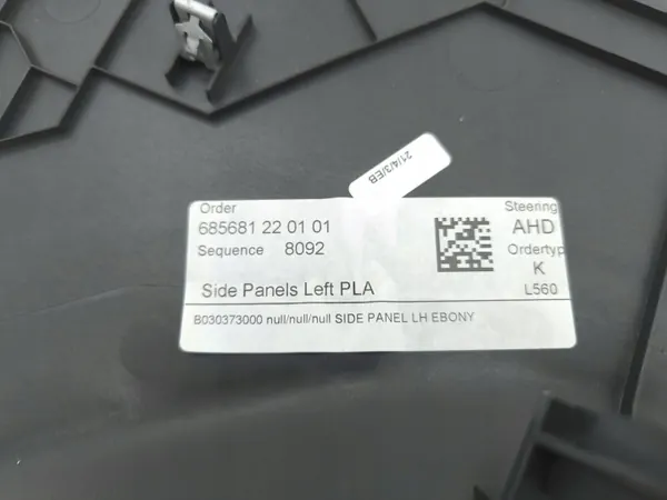 OEM J8A2045M10ADW Oikea Keskustunneli Range Rover Velar image 8