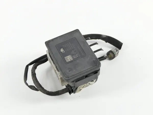 Pompe ABS ESP Peugeot 208 12-15r. hatchback 1.4 HDI image 5