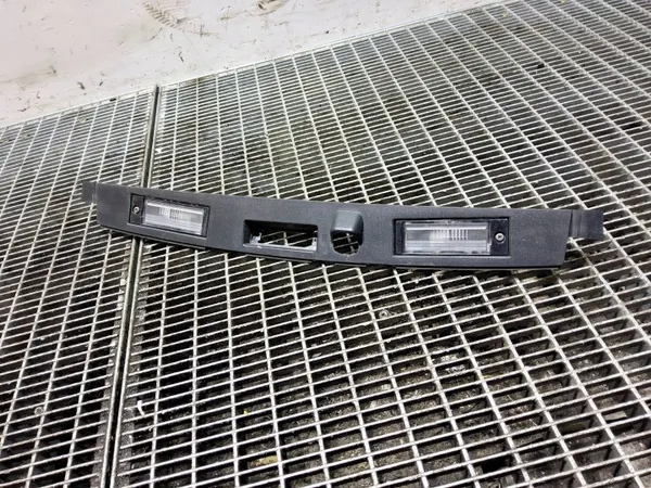 KIA Xceed rekisterikilven valo OEM 87312J7CB0 image 2