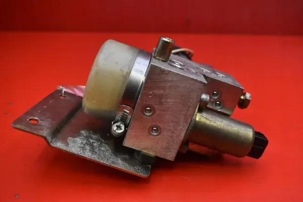 Pompe d'actionneur toit OEM 7015009 pour BMW E65 2001-2005 image 3