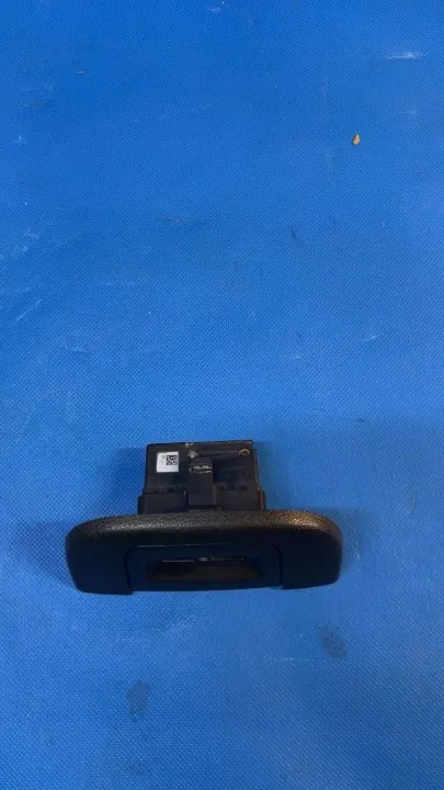 Panel de control USB OEM 5Q0035726 L para Skoda Fabia image 7