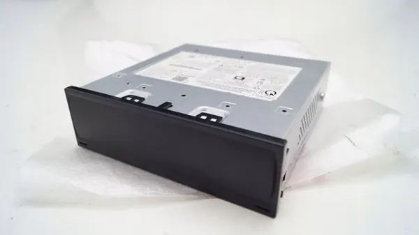 OEM 3G1035820B MMI Navigaation Lukija VW Passat B8:lle image 2