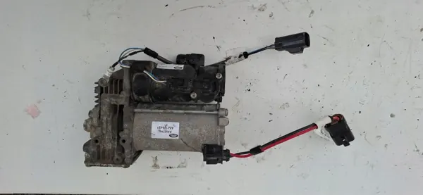 Compresseur de suspension BH32-19G525-DE pour Range Rover image 2