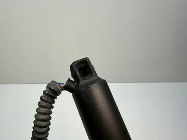 Höger elektrisk baklucka aktuator SEAT ATECA 575827852A image 4