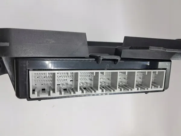 GMC Acadia 12-16 Karossstyrningsmodul OEM 20765677 image 3