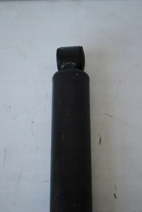 Bakre stötdämpare Mercedes Sprinter 906 Crafter A9063261300 image 4