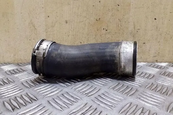 Tubería de intercooler AUDI Q7 3.0L Diesel 2008 OEM 7L6145708H image 2