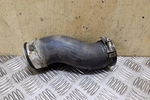 Tubería de intercooler AUDI Q7 3.0L Diesel 2008 OEM 7L6145708H image 3