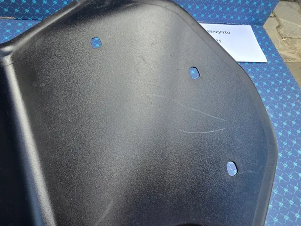 Rear Trunk Lamp Cover BMW 5 GT F07 image 3