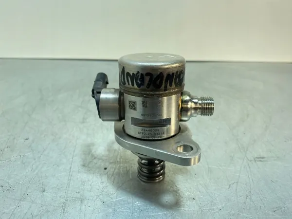 Pompe haute pression OEM 9812133780 pour Opel Grandland X image 6