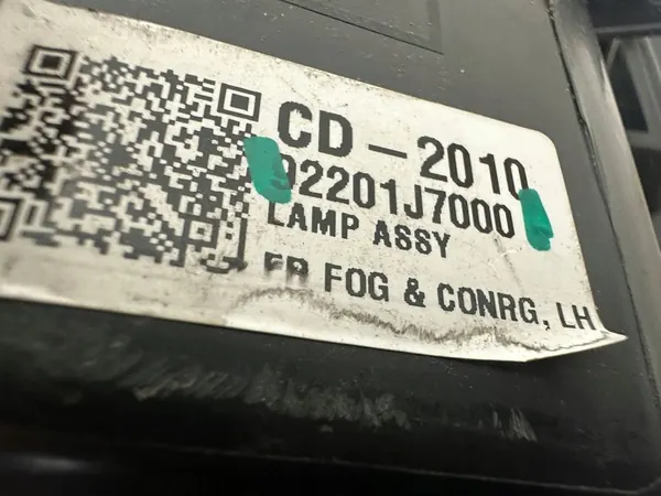 Farol de Neblina Esquerdo Kia Ceed III 2019 OEM image 4