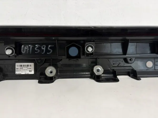 OEM 76801-0D760 Moldura Portón para Toyota Yaris Cross image 7