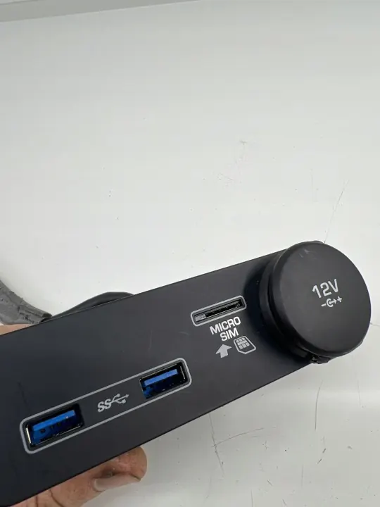 USB-poort Jaguar I-Pace 2020 OEM JPLA19E110BB image 5
