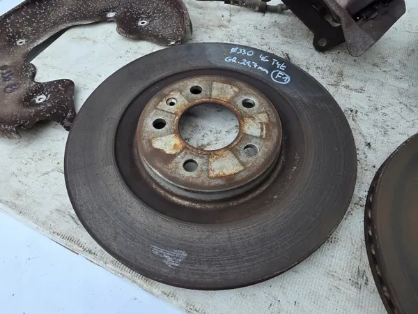 Bromsok bak OEM HAMULCE 330 4G TYŁ Audi A6 A7 image 3