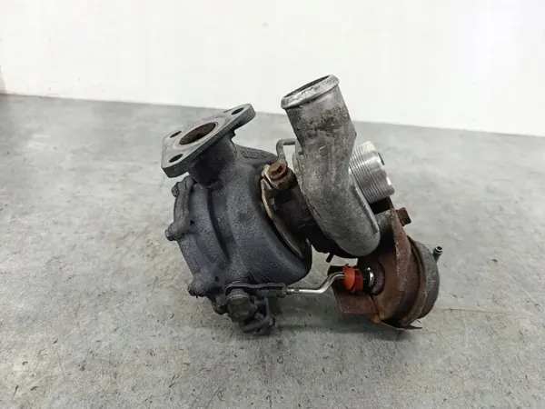 Käytetty turbo keräimellä OEM TD03L4-07T-VG image 2