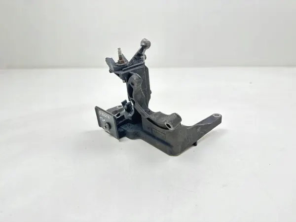 Support de pompe direction Ford OEM AV2C9B470AC image 2