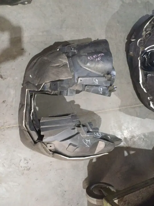 Para-lama dianteiro esquerdo Jeep Renegade OEM 52092923 image 2