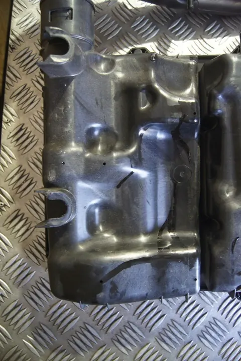 Ilmansuodattimen kotelo Polo 2G Ibiza 6F OEM image 7