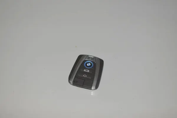 BMW i3 Nyckel OEM 66125A56085 - Begagnat skick image 4