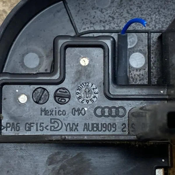 Cache borne batterie Audi SQ5 OEM 80A915459 image 3