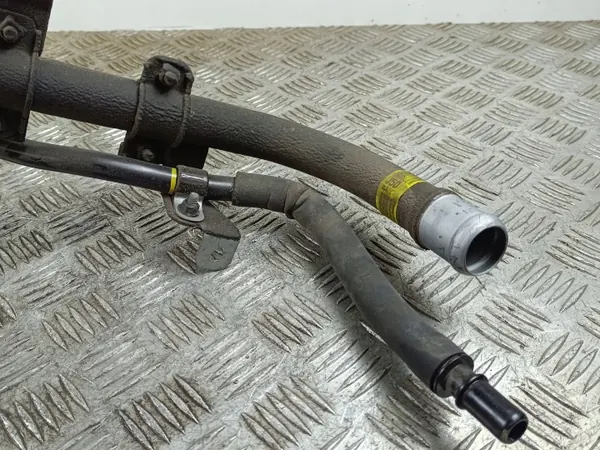 Kia OE Kraftstoff-Einfüllstutzen OEM FOB56711 - Gebraucht image 5