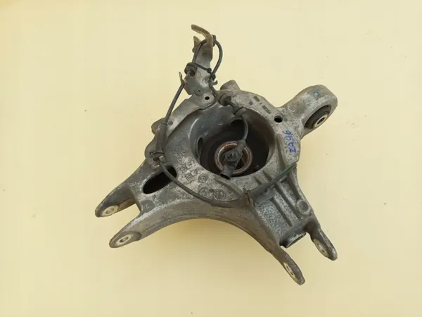 Cubo Roda Traseira Esquerda OEM 28A34101 Ferrari image 7