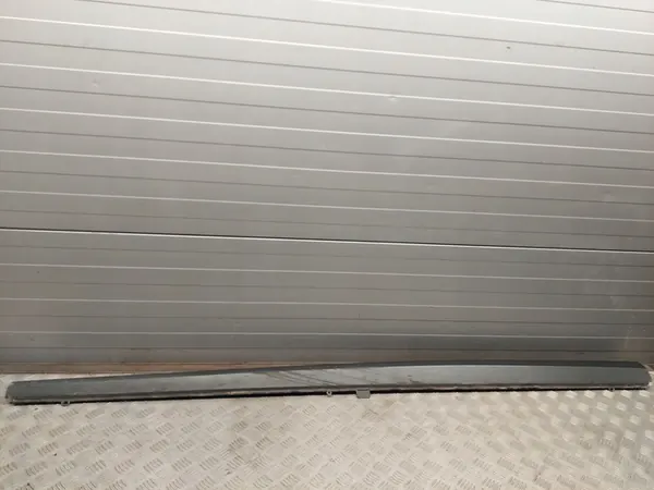 AUDI A3 8V5 S-LINE SEDAN LEFT SIDE MOULDING 8V5853859 image 2