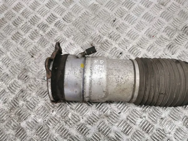 Tesla Model S 2015 Taka-ilmajousitus OEM 600635200C image 5