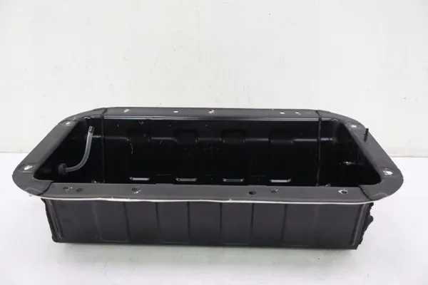 Bac à batterie Maserati Grecale OEM 1274738705 image 2