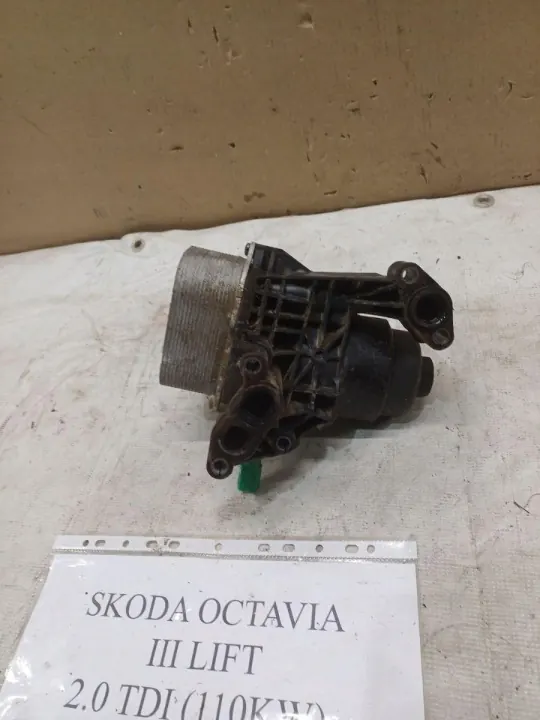 Skoda OE 03N 117 021 Moottorin jäähdytysjäähdytin image 3