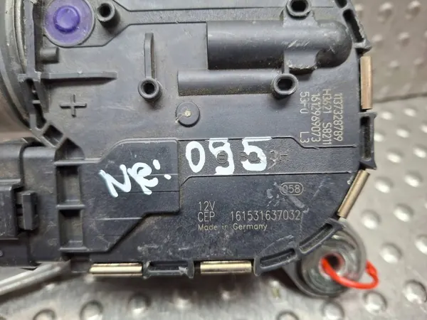 Motor do limpa-vidros dianteiro esquerdo OEM S26309095 Renault image 3
