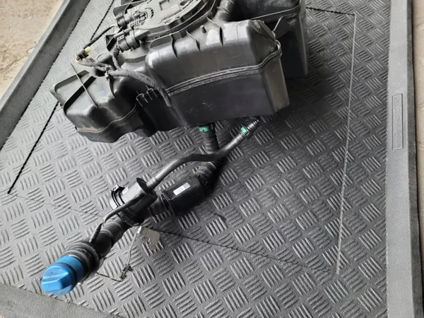 AdBlue Tankpumpe OEM A2134706001 Mercedes image 8