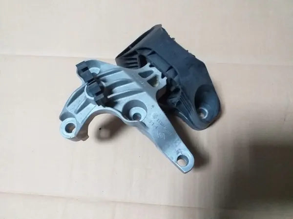 Engine Mount OEM 112845638R for Dacia Renault image 2