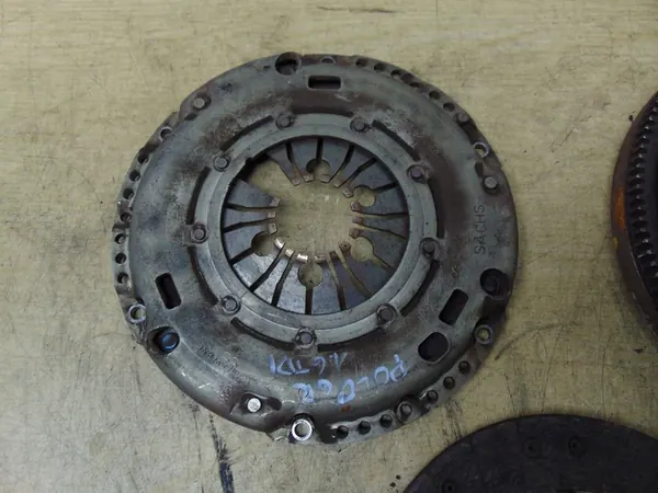 Volante de Dupla Massa VW Polo V 6R 1.6 TDI image 6