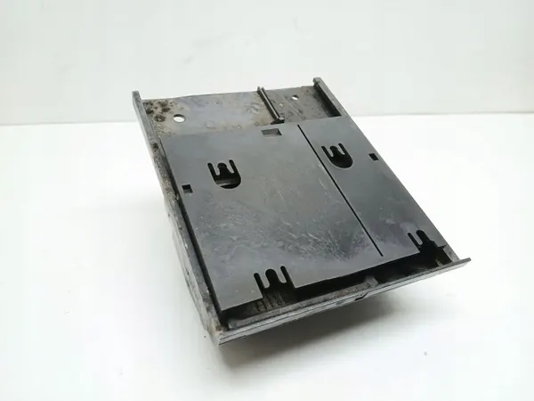 Cendrier tableau de bord OEM 1J0857961B VW Golf IV image 2