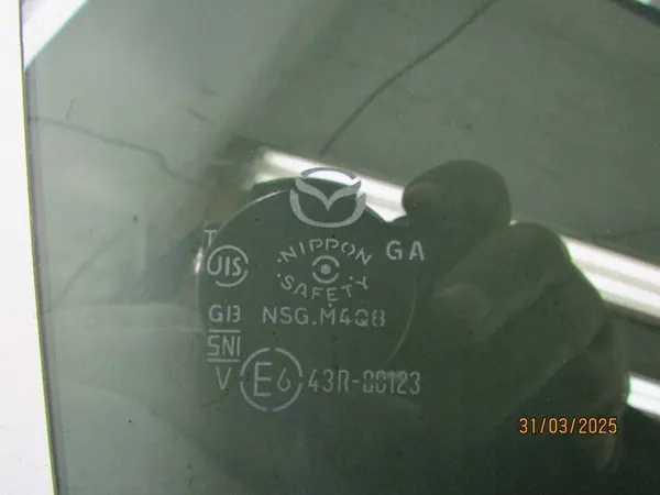 Mazda 6 GJ Limousine Heckrechte Türscheibe OEM CER2297 image 3