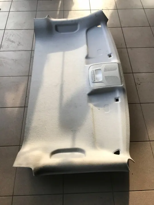 Mercedes Vito W447 Cabinedaklamp OEM A4476904350 image 5
