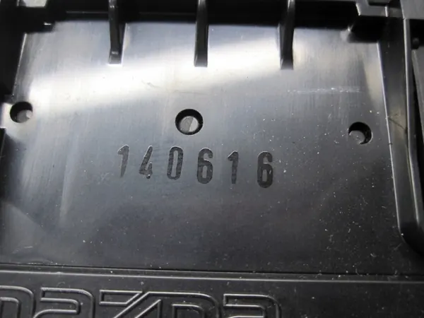 Grille de ventilation centrale Mazda 3 III 14r OEM BHR16491X image 7