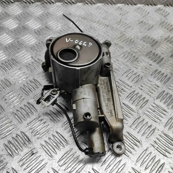 Pompe à huile d'occasion OEM 7594010 pour Citroën C3 II 1.6L image 4