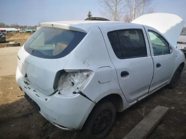 Pompe à huile OEM 702748 pour Dacia Sandero 1.2L 2013 image 9