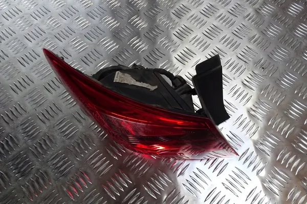 SEAT LEON III HB - LUZ TRASERA IZQUIERDA image 2