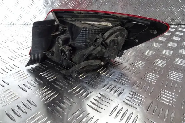 SEAT LEON III HB - LUZ TRASERA IZQUIERDA image 3