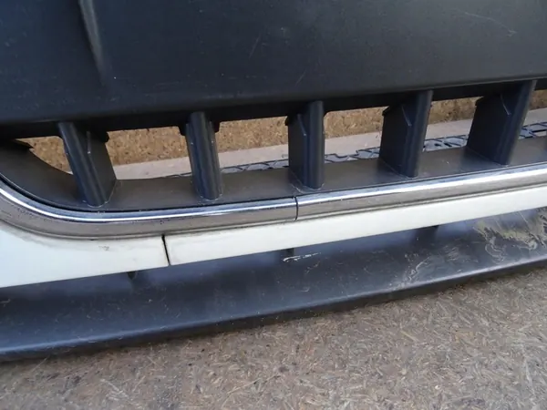 AUDI Q3 8U 11-14 Parachoques Delantero Completo Rejilla LY9K image 7