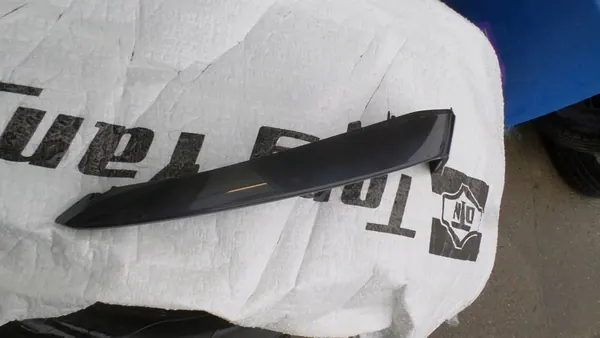 SPOILER FRAMFANGER MERCEDES W205 AMG A2058857138 image 2