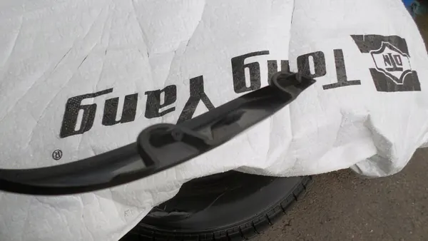 SPOILER FRAMFANGER MERCEDES W205 AMG A2058857138 image 8